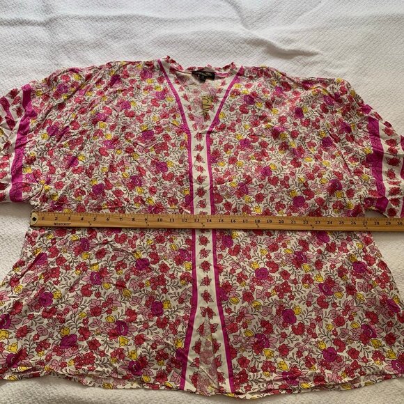 NEW‎ Suzanne Betro pink floral v-neck mixed print lightweight pullover shirt top - Picture 9 of 10
